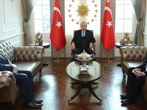 Ərdoğan Erməni Fondları İttifaqının sədrini qəbul etdi