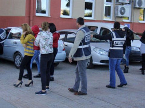 Türkiyədə 3 azərbaycanlı qadın SAXLANILDI