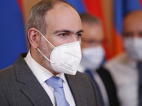 Paşinyan koronavirusa YOLUXDU