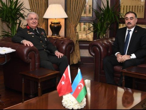Səfirimiz Türkiyənin Baş Qərargah rəisi ilə görüşdü