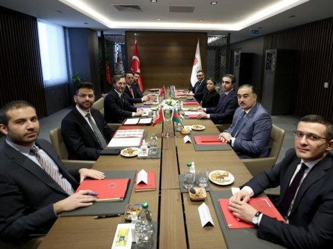 Fahrettin Altun QHT Agentliyinin rəhbərliyi ilə görüşüb