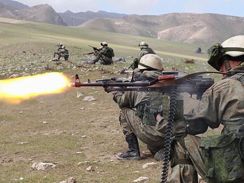 Tacikistan hərbçiləri sərhəddə gücləndirilmiş rejimə keçdi