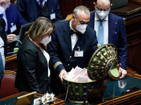 İtaliyada bu gün də prezident seçə bilmədilər