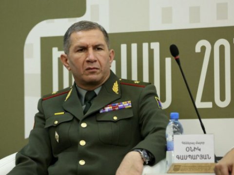 Ermənistanda Baş Qərargahın keçmiş rəisi istintaqa çağırıldı 