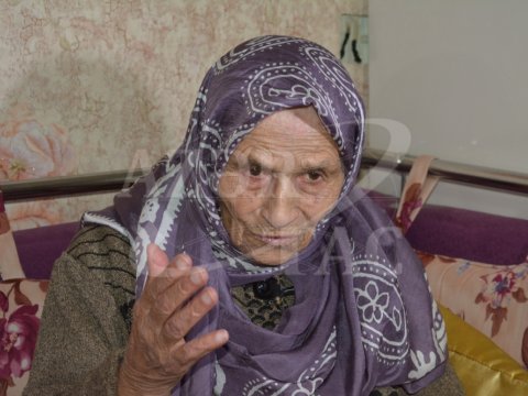 100 yaşlı Fatma nənə: 57 nəvəsi, 63 nəticəsi var 