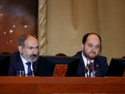 Paşinyan onu Ermənistana yeni prezident seçmək İSTƏYİR