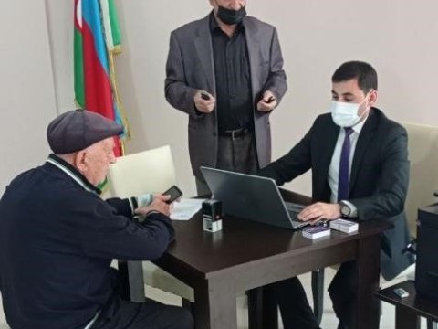 Azercell ahıl abunəçilərinin xidmətində!