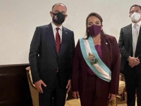 Hondurasın ilk xanım prezidentindən Azərbaycan mesajı