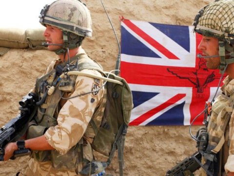 Britaniya Estoniyaya qoşun göndərir