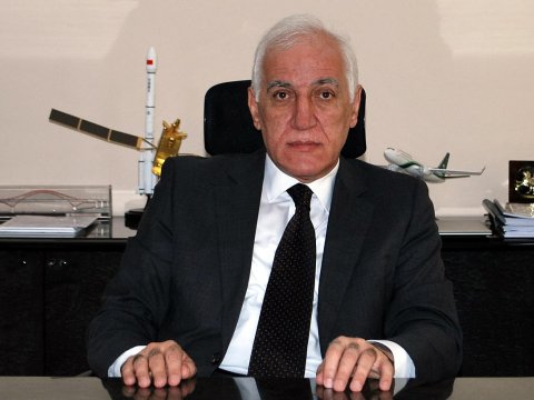 Paşinyan prezidentliyə namizədini dəyişdi
