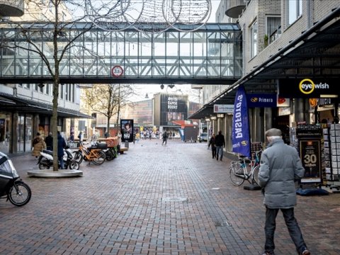 Niderlandda rekord yoluxma