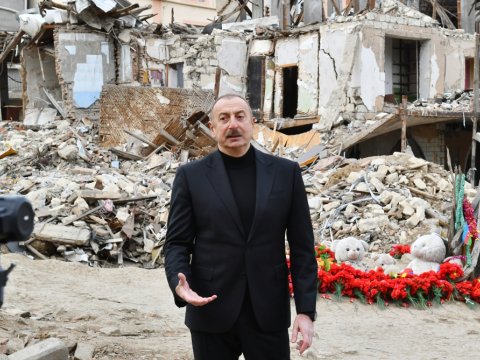 “Onlar bizim qabağımızda diz çöküblər” – Prezidentin MÜSAHİBƏSİ