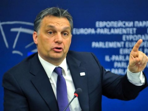 Baş nazirin Moskvaya səfəri tənqid olundu