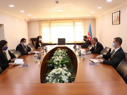 Kamran Əliyev Aİ səfiri ilə görüşüb