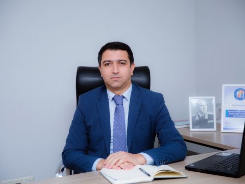 Nazir özünə yeni müşavir TƏYİN ETDİ