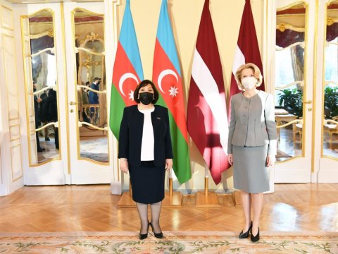 Sahibə Qafarova latviyalı həmkarı ilə GÖRÜŞDÜ