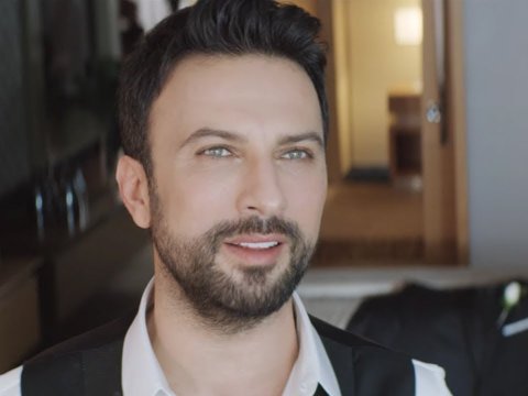 Məşhur müğənni koronavirusa yoluxdu