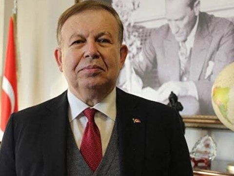 Türkiyəli kontr-admiral: “İki qardaşın arasını heç kim vura bilməz” 