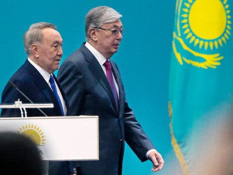 Nazarbayevin daha bir səlahiyyəti əlindən alındı