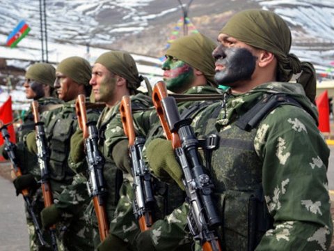 Hərbçilərin də pensiyaları ARTIRILIR