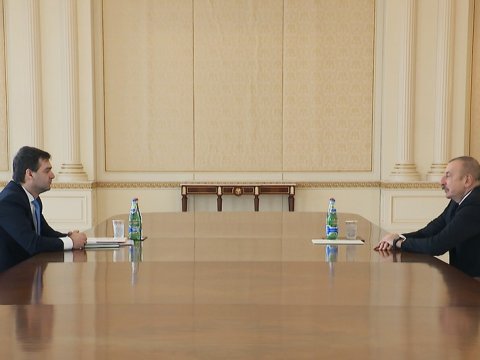 Prezident moldovalı naziri qəbul etdi