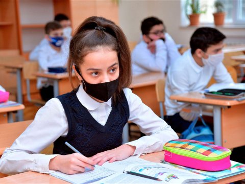 Daha iki məktəb əyani tədrisə qayıtdı