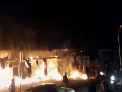 Vəndam bazarında yanğın - YENİLƏNİB