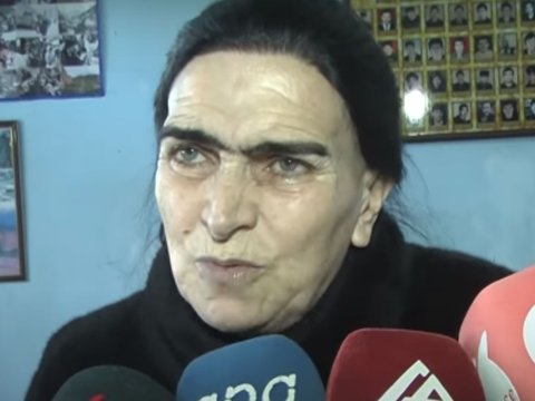 Müəllimi təhqir edən direktor işdən çıxarıldı