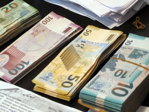 Əhalinin banklarda nə qədər pulu var? - RƏSMİ 