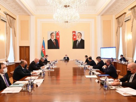 Əli Əsədov nazirləri topladı, tapşırıqlar verdi