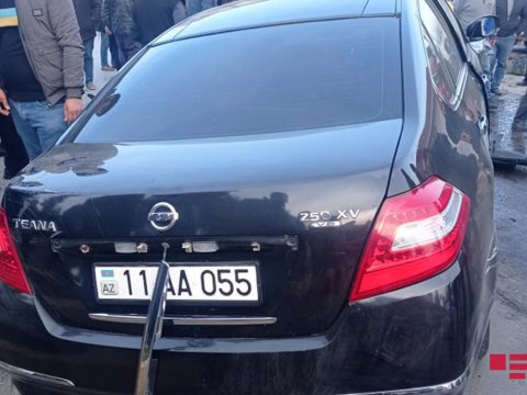 Məmurun sürücüsü sərxoş halda qəza törətdi - Yaralılar var