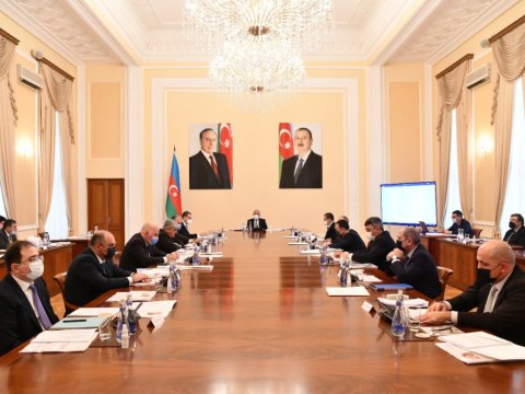 Hökumət süni qiymət artımına qarşı tədbirləri gücləndirir