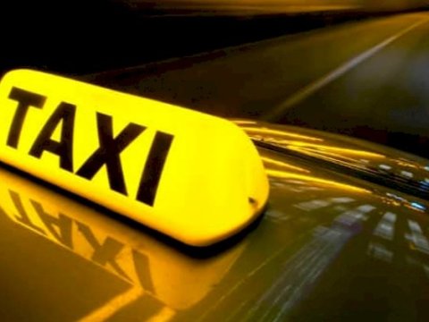 Xanım sərnişinə əxlaqsız təkliflər edən sürücü saxlanıldı