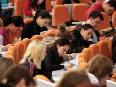 Hansı universitetdə buster doza vurdurmayan tələbələr dərsə buraxılmır?..