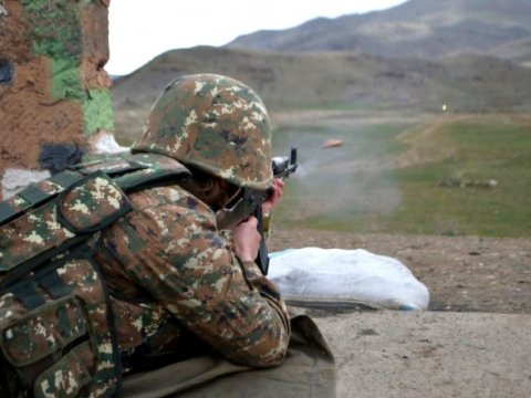 Ermənilər Füzulini atəşə TUTDULAR