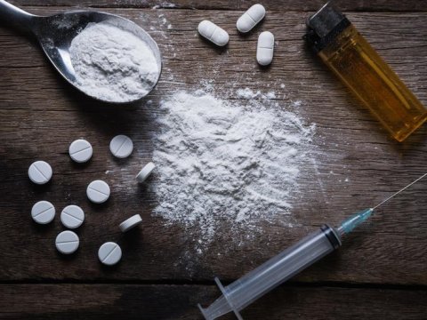 Onlayn narkotacirlər necə ifşa olunur?