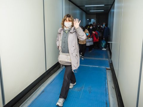 Ukraynadan çıxarılan 170 azərbaycanlı ölkəmizə gətirilir