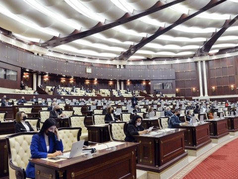 Yeni qanun layihəsi müzakirəyə çıxarılır