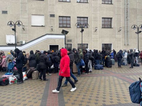 1100 Azərbaycan vətəndaşı Kiyevdən yola salınıb - Diaspor Komitəsi