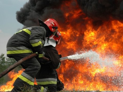 Ötən gün 80 yanğın müraciəti olub