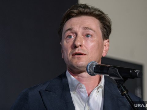 Məşhurlar Rusiyanı tərk edir - Bezrukov da getdi 