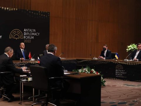 Antalya görüşündən çıxan nəticə: Növbə prezidentlərindi