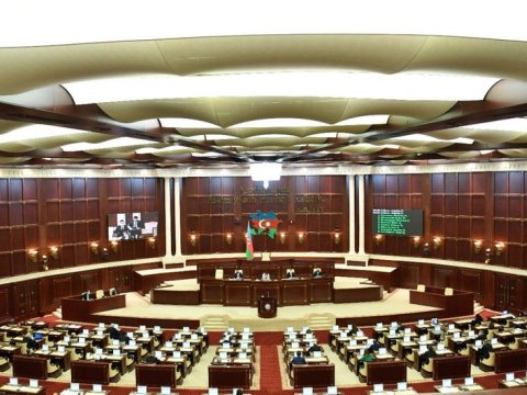 Parlamentin növbəti iclasının gündəliyi açıqlandı