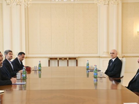 İlham Əliyev iranlı naziri qəbul etdi