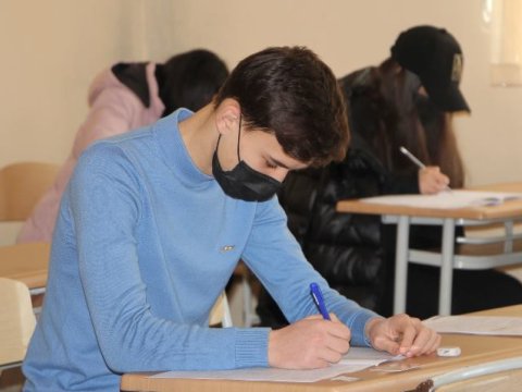 Bugünkü imtahanlardan 4 şagird xaric edilib