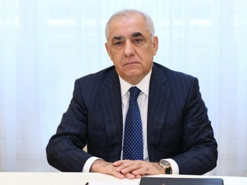 Əli Əsədov Ukrayna hadisələrinə münasibət BİLDİRDİ