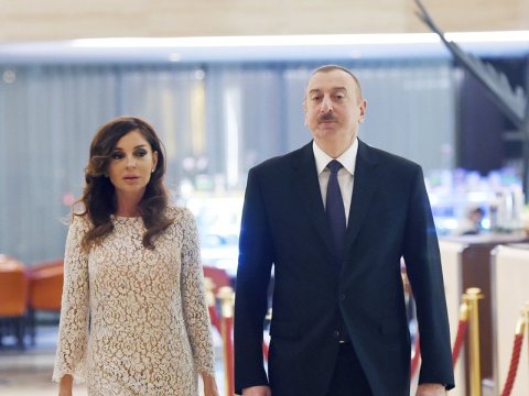 Milli Məclisdən Prezident və birinci xanıma TƏBRİK