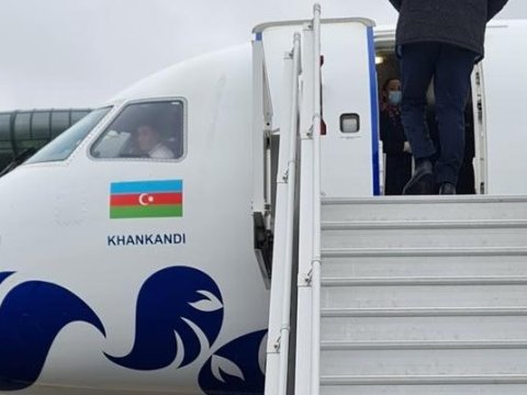 Prezidentin köməkçisi “Xankəndi” təyyarəsində - FOTO
