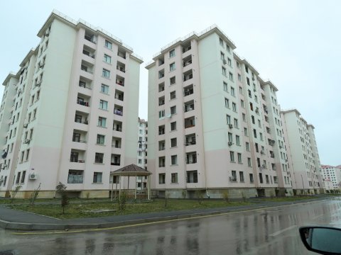 Şəhid ailələri və müharibə əlillərinə mənzil verildi