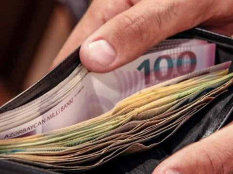 Naxçıvanda orta aylıq əmək haqqı artıb